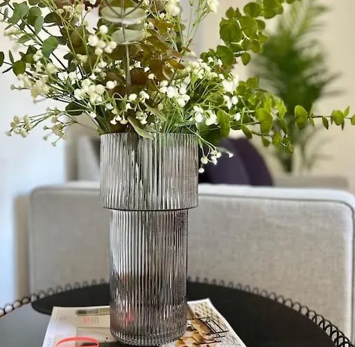 Kpt Homes / Progreso Apartman Vigo